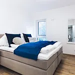 شقة Kranichruf