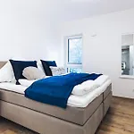 شقة Kranichruf