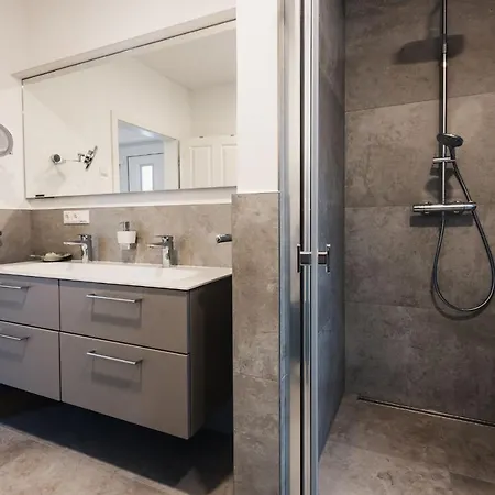 Kranichruf Lägenhet *